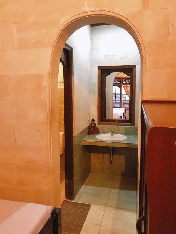 Darma Yogi House Hotel Ubud  Bagian luar foto