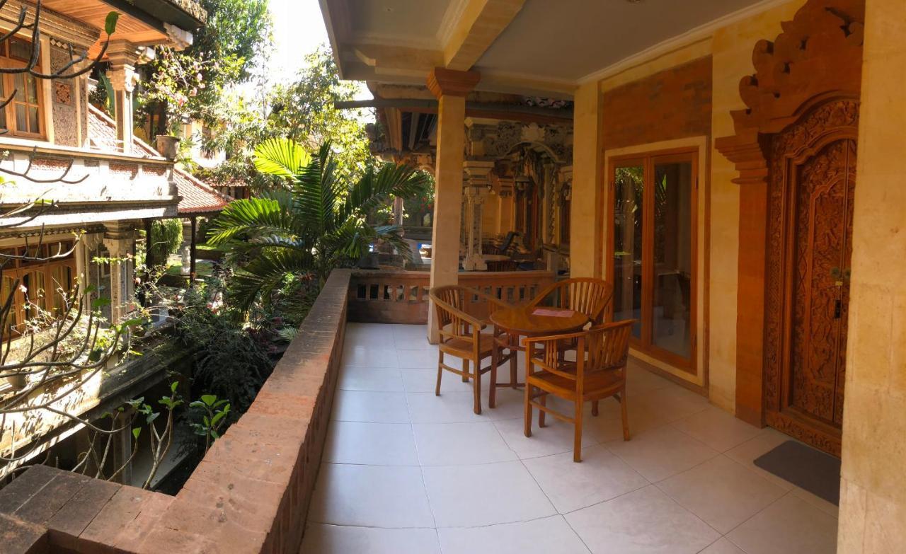 Darma Yogi House Hotel Ubud  Bagian luar foto